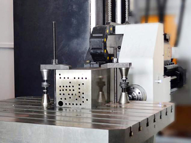 ug標(biāo)準(zhǔn)鉆深孔怎么斷屑？4個步驟